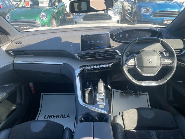 3008 GT ブルーHDi ブラックパック サンルーフ ファーストクラスPKG ハーフレザー パワーシート シートヒーター 純正ディスプレイオーディオ 360°カメラACC BSM LKA ワイヤレスチャージ アンビエントライト ETC(9枚目)