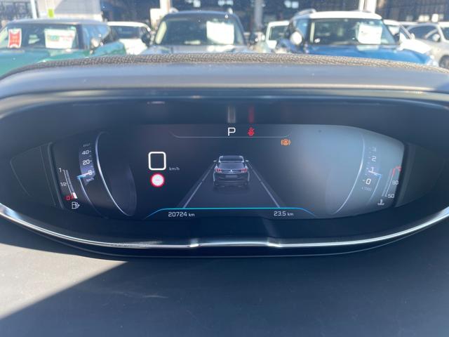 3008 GT ブルーHDi ブラックパック サンルーフ ファーストクラスPKG ハーフレザー パワーシート シートヒーター 純正ディスプレイオーディオ 360°カメラACC BSM LKA ワイヤレスチャージ アンビエントライト ETC(13枚目)