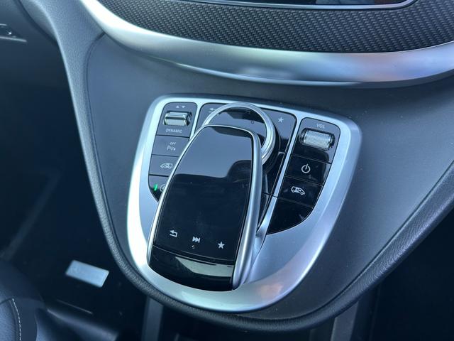 Ｖクラス Ｖ２２０ｄ　アバンギャルド　ロング　ＡＭＧライン　パノラマスライディングルーフ／純正メモリナビ／【フルセグＴＶ／ＢＴ】／リアエンターテイメントシステム／３６０°カメラ／ＥＴＣ２．０／前後ドライブレコーダー／Ｂｕｒｍｅｓｔｅｒサウンドシステム（27枚目）