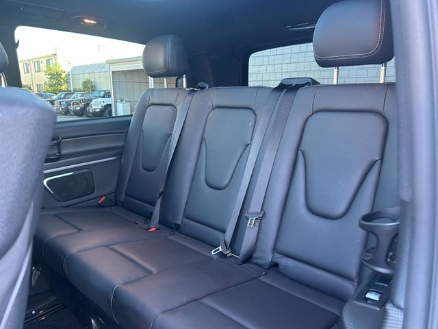 Ｖクラス Ｖ２２０ｄ　アバンギャルド　ロング　ＡＭＧライン　パノラマスライディングルーフ／純正メモリナビ／【フルセグＴＶ／ＢＴ】／リアエンターテイメントシステム／３６０°カメラ／ＥＴＣ２．０／前後ドライブレコーダー／Ｂｕｒｍｅｓｔｅｒサウンドシステム（44枚目）