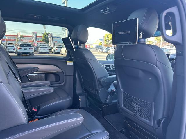 Ｖクラス Ｖ２２０ｄ　アバンギャルド　ロング　ＡＭＧライン　パノラマスライディングルーフ／純正メモリナビ／【フルセグＴＶ／ＢＴ】／リアエンターテイメントシステム／３６０°カメラ／ＥＴＣ２．０／前後ドライブレコーダー／Ｂｕｒｍｅｓｔｅｒサウンドシステム（46枚目）