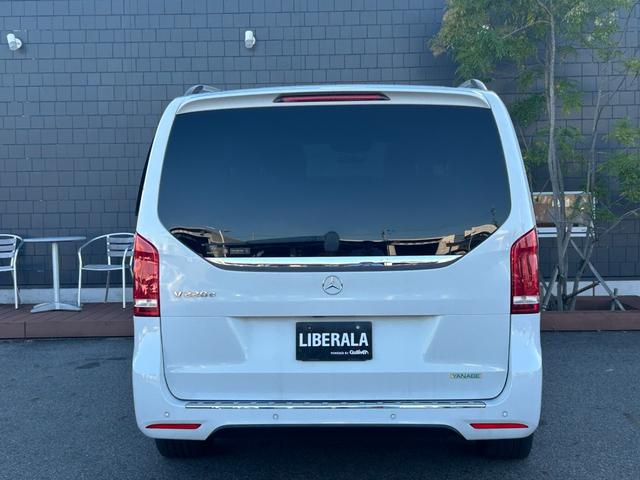 Ｖクラス Ｖ２２０ｄ　アバンギャルド　ロング　ＡＭＧライン　パノラマスライディングルーフ／純正メモリナビ／【フルセグＴＶ／ＢＴ】／リアエンターテイメントシステム／３６０°カメラ／ＥＴＣ２．０／前後ドライブレコーダー／Ｂｕｒｍｅｓｔｅｒサウンドシステム（59枚目）