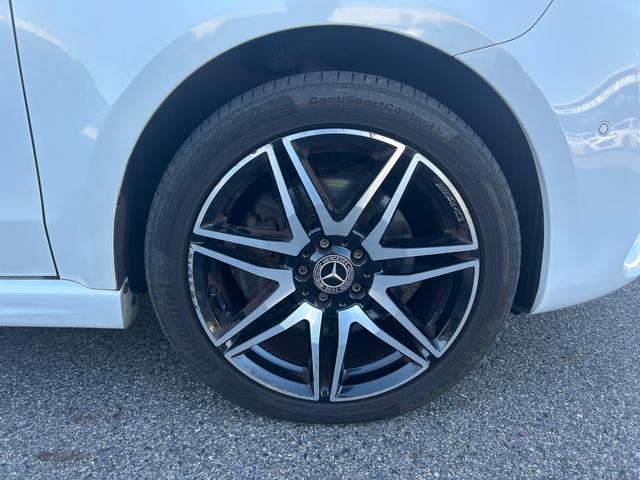 Ｖクラス Ｖ２２０ｄ　アバンギャルド　ロング　ＡＭＧライン　パノラマスライディングルーフ／純正メモリナビ／【フルセグＴＶ／ＢＴ】／リアエンターテイメントシステム／３６０°カメラ／ＥＴＣ２．０／前後ドライブレコーダー／Ｂｕｒｍｅｓｔｅｒサウンドシステム（61枚目）