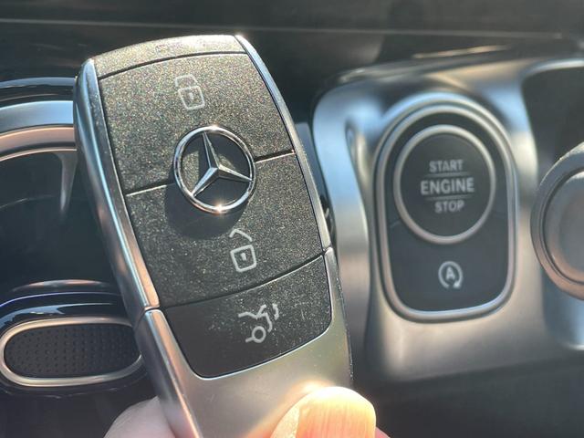 GLB GLB200d 4マチック AMGライン サンルーフ AMGライン ハーフレザー メモリ付きパワーシート レーダーセーフティPKG ACC BSM 360°カメラ アンビエントライト 純正ナビ BT/DTV/CarPlay ワイヤレスチャージ(14枚目)