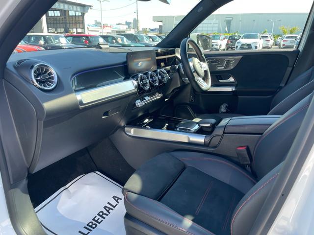 GLB GLB200d 4マチック AMGライン サンルーフ AMGライン ハーフレザー メモリ付きパワーシート レーダーセーフティPKG ACC BSM 360°カメラ アンビエントライト 純正ナビ BT/DTV/CarPlay ワイヤレスチャージ(42枚目)