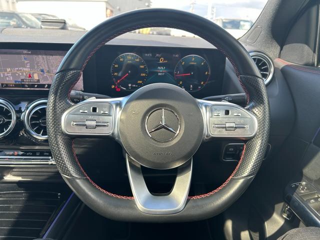 ＧＬＡクラス ＧＬＡ２００ｄ　４マチック　ＡＭＧライン　ワンオーナー／パノラマスライディングルーフ／ナビゲーションパッケージ／レーダーセーフティパッケージ／純正ナビ／地デジ／Ｂｌｕｅｔｏｏｔｈ／ワイヤレス充電／全方位カメラ／黒半革／パワーシート（8枚目）