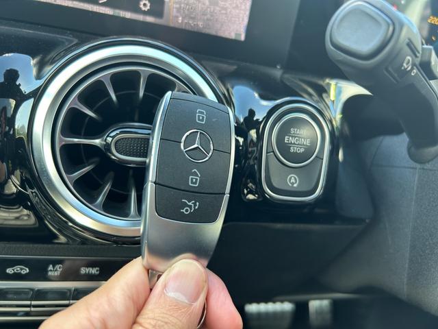 ＧＬＡクラス ＧＬＡ２００ｄ　４マチック　ＡＭＧライン　ワンオーナー／パノラマスライディングルーフ／ナビゲーションパッケージ／レーダーセーフティパッケージ／純正ナビ／地デジ／Ｂｌｕｅｔｏｏｔｈ／ワイヤレス充電／全方位カメラ／黒半革／パワーシート（37枚目）