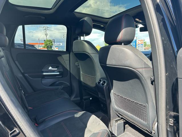 ＧＬＡクラス ＧＬＡ２００ｄ　４マチック　ＡＭＧライン　ワンオーナー／パノラマスライディングルーフ／ナビゲーションパッケージ／レーダーセーフティパッケージ／純正ナビ／地デジ／Ｂｌｕｅｔｏｏｔｈ／ワイヤレス充電／全方位カメラ／黒半革／パワーシート（46枚目）