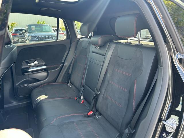 ＧＬＡクラス ＧＬＡ２００ｄ　４マチック　ＡＭＧライン　ワンオーナー／パノラマスライディングルーフ／ナビゲーションパッケージ／レーダーセーフティパッケージ／純正ナビ／地デジ／Ｂｌｕｅｔｏｏｔｈ／ワイヤレス充電／全方位カメラ／黒半革／パワーシート（49枚目）