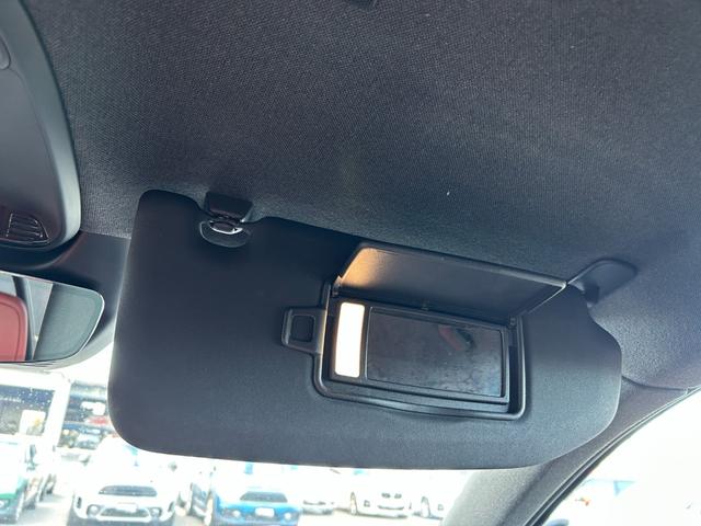 XC40 T4 AWD インスクリプション harman/kardonサラウンド/赤本革シート/シートヒーター/ステアリングヒーター/純正HDDナビ/USB/Bluetooth/フルセグTV/360°カメラ/LEDヘッドライト(35枚目)