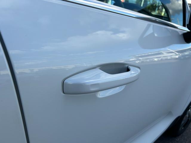 XC40 T4 AWD インスクリプション harman/kardonサラウンド/赤本革シート/シートヒーター/ステアリングヒーター/純正HDDナビ/USB/Bluetooth/フルセグTV/360°カメラ/LEDヘッドライト(52枚目)