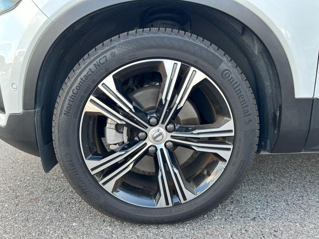 XC40 T4 AWD インスクリプション harman/kardonサラウンド/赤本革シート/シートヒーター/ステアリングヒーター/純正HDDナビ/USB/Bluetooth/フルセグTV/360°カメラ/LEDヘッドライト(62枚目)