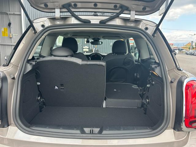 ＭＩＮＩ クーパー　クラシック・トリム　ワンオーナー／クラシックトリム／衝突軽減ブレーキ車線逸脱警告／ディスプレイオーディオ／ＭＩＮＩ　Ａｐｐ対応　ＣａｒＰｌａｙ　Ｂｌｕｅｔｏｏｔｈ／バックカメラ／ＭＩＮＩドライビングＭＯＤＥ／ＥＴＣ（43枚目）