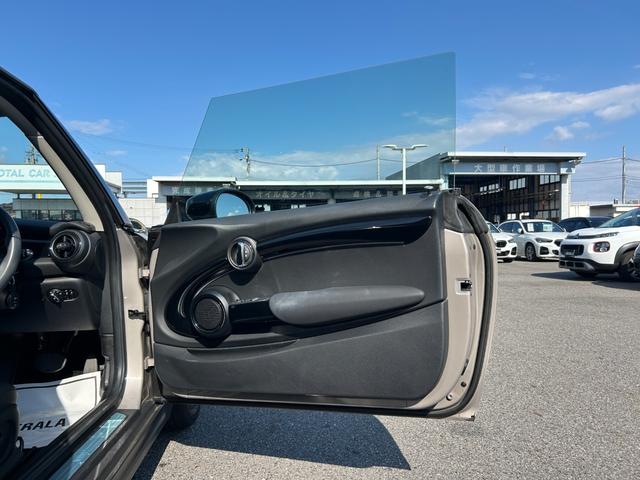 ＭＩＮＩ クーパー　クラシック・トリム　ワンオーナー／クラシックトリム／衝突軽減ブレーキ車線逸脱警告／ディスプレイオーディオ／ＭＩＮＩ　Ａｐｐ対応　ＣａｒＰｌａｙ　Ｂｌｕｅｔｏｏｔｈ／バックカメラ／ＭＩＮＩドライビングＭＯＤＥ／ＥＴＣ（46枚目）