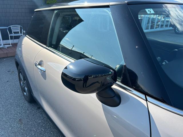 ＭＩＮＩ クーパー　クラシック・トリム　ワンオーナー／クラシックトリム／衝突軽減ブレーキ車線逸脱警告／ディスプレイオーディオ／ＭＩＮＩ　Ａｐｐ対応　ＣａｒＰｌａｙ　Ｂｌｕｅｔｏｏｔｈ／バックカメラ／ＭＩＮＩドライビングＭＯＤＥ／ＥＴＣ（51枚目）