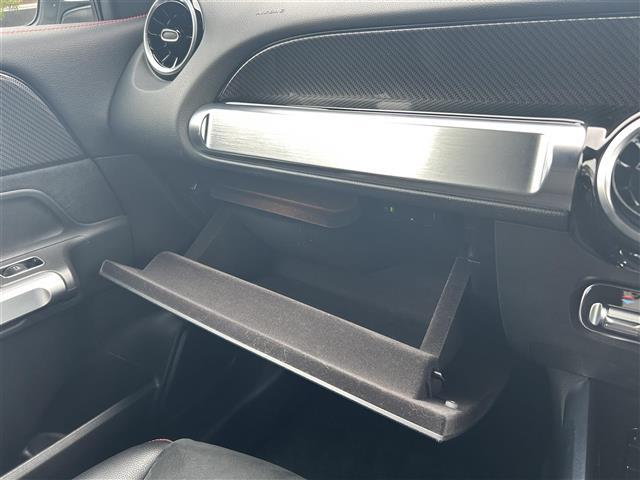 GLB GLB200d AMGライン AMGライン/ハーフレザー/・メモリ付きパワーシート・シートヒーター/レーダーセーフティPKG/ACC/BSM/360°カメラ/アンビエントライト/純正ナビBT/DTV/ワイヤレスチャージ/純正AW(21枚目)