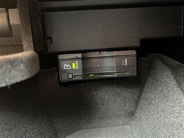 GLB GLB200d AMGライン AMGライン/ハーフレザー/・メモリ付きパワーシート・シートヒーター/レーダーセーフティPKG/ACC/BSM/360°カメラ/アンビエントライト/純正ナビBT/DTV/ワイヤレスチャージ/純正AW(22枚目)