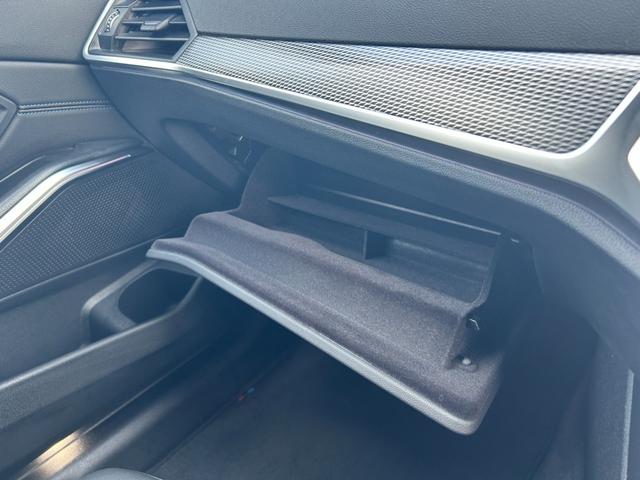 3シリーズ 320d xDriveツーリング Mスポーツ ACC 360°カメラ ハーフレザーシート パワーシート(D/N) シートヒーター(D/N) メモリー付パワーシート(D) LEDヘッドライト オートライト パワーテールゲート ミラーETC(25枚目)