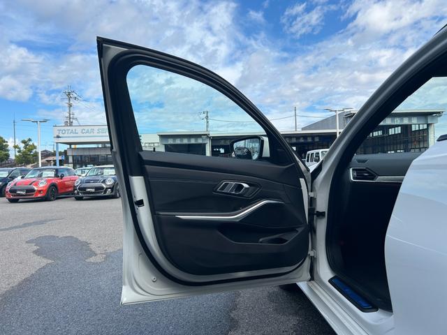 3シリーズ 320d xDriveツーリング Mスポーツ ACC 360°カメラ ハーフレザーシート パワーシート(D/N) シートヒーター(D/N) メモリー付パワーシート(D) LEDヘッドライト オートライト パワーテールゲート ミラーETC(39枚目)