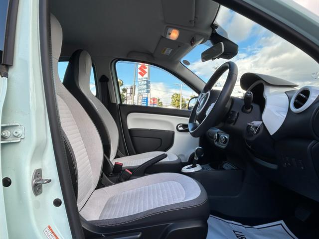 トゥインゴ ＥＤＣ　ＥＴＣ　ドライブレコーダー　バックカメラ　ＢＴオーディオ　スマートフォンミラーリング　クルーズコントロール　パーキングアシスト　レーンキープアシスト　フロアマット　純正ドアバイザー　純正アルミ（39枚目）