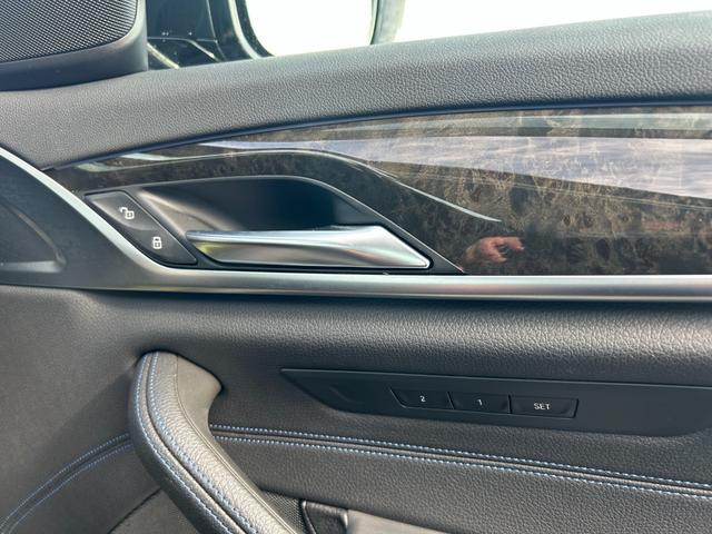 ５シリーズ ５２３ｉツーリング　Ｍスポーツ　３６０°カメラ／コンフォートアクセス／インテリジェントセーフティ／アダプティブ・クルーズ・コントロール／ＬＥＤヘッドライト／純正ナビ／フルセグＴＶ・Ｂｌｕｅｔｏｏｔｈ・ＵＳＢ前席パワートパワーバックド（19枚目）