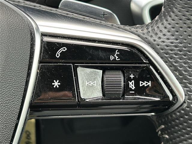 A7スポーツバック 45TFSIクワトロ Sラインパッケージ ワンオーナー/4ゾーンオートエアコン/バーチャルコックピット/コンフォートPKG/全席シートヒーター/JBLオーディオシステム/電動スポイラー/デジタルルームミラー型ドライブレコーダー(4枚目)