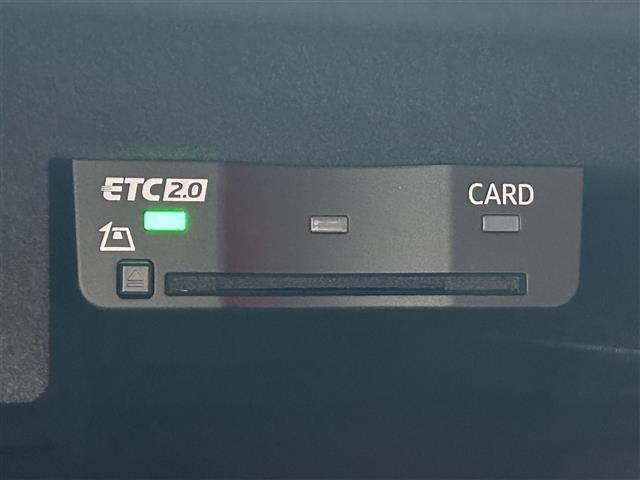 Ａ６ ４０ＴＤＩクワトロ　Ｓライン　３６０°カメラ／４ゾーンオートエアコン／前後ドライブレコーダー／パワーバックドア／全席シートヒーター　黒革シート／全席シートエアコン／バーチャルコックピット（22枚目）