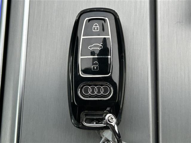 Ａ６ ４０ＴＤＩクワトロ　Ｓライン　３６０°カメラ／４ゾーンオートエアコン／前後ドライブレコーダー／パワーバックドア／全席シートヒーター　黒革シート／全席シートエアコン／バーチャルコックピット（24枚目）