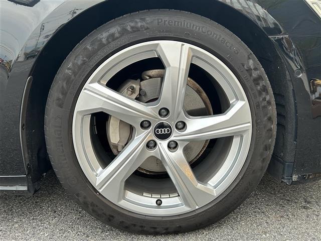 Ａ６ ４０ＴＤＩクワトロ　Ｓライン　３６０°カメラ／４ゾーンオートエアコン／前後ドライブレコーダー／パワーバックドア／全席シートヒーター　黒革シート／全席シートエアコン／バーチャルコックピット（37枚目）