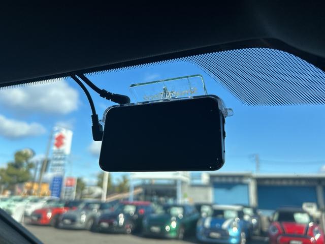 3008 GT ブルーHDi パノラミックサンルーフ Apple CarPlay フットトランクオープナー バックカメラ サイドカメラ インテリジェントハイビーム シートマッサージ機能 パワーシート シートヒーター ACC(12枚目)