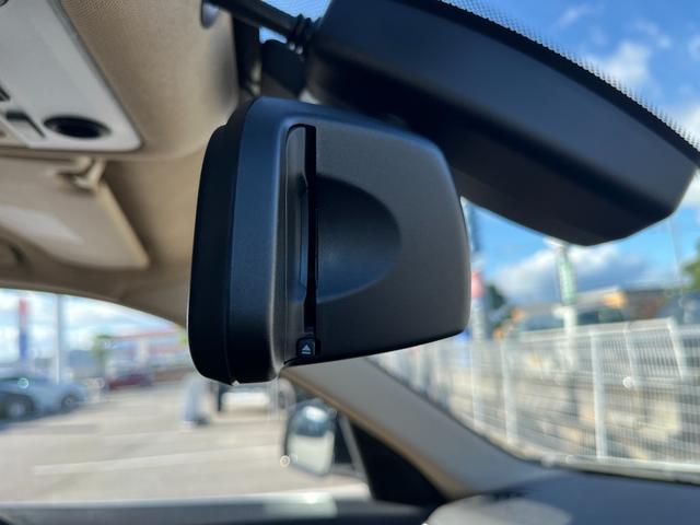 ＬＩＢＥＲＡＬＡの名前の由来はラテン語で「ｌｉｂｅｒａ：自由」と「ａｌａ：翼」を意味し、それらを組合せた造語です。自由な翼を得て思う存分人生を謳歌して欲しいという願いが込められています。