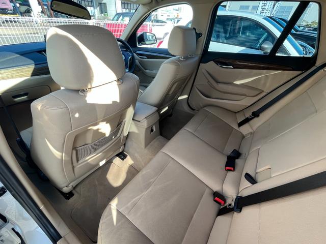 お近くのＬＩＢＥＲＡＬＡ店舗、ガリバー店舗での納車はもちろんご自宅へのご納車も可能です。