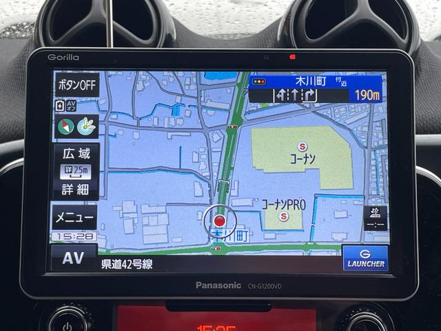 ＢＲＡＢＵＳ　スポーツ　パノラマガラスルーフ　黒革／ヒーター　クルーズコントロール　パドルシフト　ＥＴＣ　ナビ／ＳＤ／ＵＳＢ／ＡＵＸ／ＴＶ　Ｂカメラ　リアセンサー　オートライト　フォグ　衝突警告　キーレスキー(16枚目)