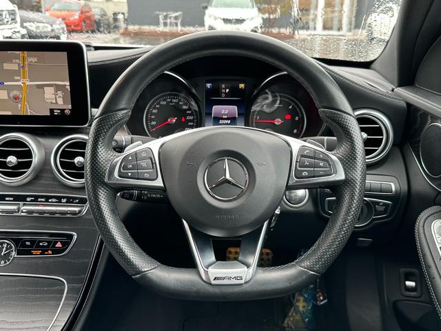 Ｃ２２０ｄアバンギャルド　ＡＭＧライン　レザーエクスクルーシブＰ　黒革／ヒーター／メモリ付Ｐシート　エアバランスＰ　レーダーセーフティ／ＬＫＡ／ＢＳＡ　ディストロニック＋　パークトロニック　ナビ／ＤＶＤ／ＣＤ／ＳＤ／ＵＳＢ／ＢＴ／ＤＴＶ(5枚目)