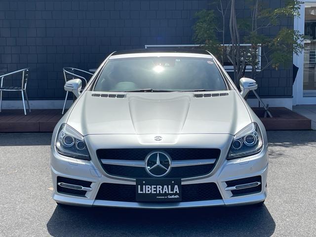 ＳＬＫ ＳＬＫ２００エクスクルーシブ　マジックスカイルーフ　革／ヒーター／メモリ付Ｐシート　エアスカーフ　キーレスＧＯ　レーダーセーフティＰ／ＬＫＡ／ＢＳＡ　ディストロニック＋　パークトロニック　ナビ／ＤＶＤ／ＣＤ／ＳＤ／ＵＳＢ／ＤＴＶ（55枚目）