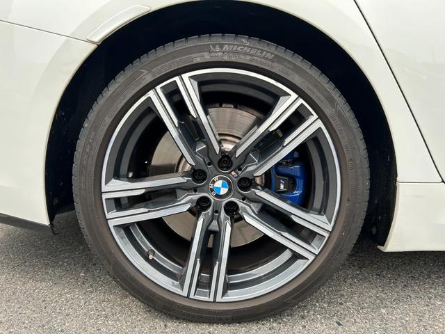 ８シリーズ ８４０ｄ　ｘＤｒｉｖｅ　グランクーペ　Ｍスポーツ　純正ＨＤＤナビ／全周囲カメラ／ＨａｒｍａｎＫａｒｄｏｎ／ＥＴＣ／パノラマガラスサンルーフ／パーキングアシストプラス／ドラレコ／ドライビングアシスト／ＡＡＣ／高速道路渋滞時ハンズオフ／シートヒーター（17枚目）