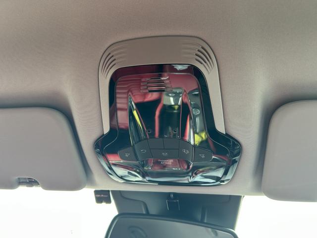 ステルヴィオ ファーストエディション　本革／ＡＣＣ／ＡｐｐｌｅＣａｒＰｌａｙ／ｈａｒｍａｎｋａｒｄｏｎ／電動Ｒドア／ＡＣＣ／ＢＳＭ／ＬＫＡ／ステアリングヒーター／ディスプレイオーディオ／ＢＴ／ＵＳＢ／ＡＵＸ／２０インチＡＷ（26枚目）