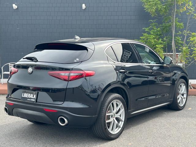 ステルヴィオ ファーストエディション　本革／ＡＣＣ／ＡｐｐｌｅＣａｒＰｌａｙ／ｈａｒｍａｎｋａｒｄｏｎ／電動Ｒドア／ＡＣＣ／ＢＳＭ／ＬＫＡ／ステアリングヒーター／ディスプレイオーディオ／ＢＴ／ＵＳＢ／ＡＵＸ／２０インチＡＷ（53枚目）