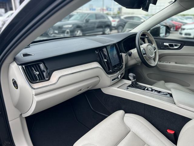 ＸＣ６０ Ｄ４　ＡＷＤ　インスクリプション　ｈａｒｍａｎｋａｒｄｏｎ／本革／ナビ／ＴＶ／３６０°カメラ／ベンチレーション／ヒーター／Ｐシート／ナビ／ＤＶＤ／ＵＳＢ／ＢＴ／ＣａｒＰｌａｙ／ＤＴＶ　電動Ｒドア　ＨＵＤ　衝突軽減Ｂ／ドラレコ／ＬＥＤ（33枚目）