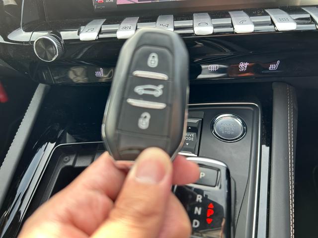 ５０８ ＳＷ　ＧＴ　ブルーＨＤｉ　サンルーフ／レザーシート／前席パワーシート／前席シートヒーター／／ＡＣＣ／ＢＳＭ／純正ナビ（ＢＴ／ＤＴＶ／ＣａｒＰｌａｙ）／ＦＯＣＡＬスピーカー／ＥＴＣ／コーナーセンサー／３６０°カメラ（11枚目）