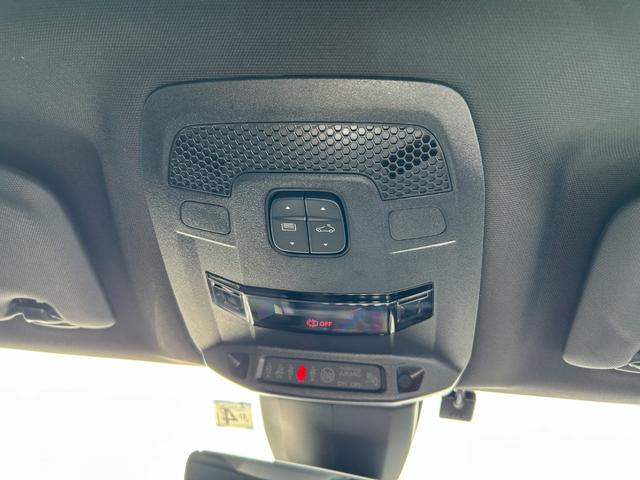５０８ ＳＷ　ＧＴ　ブルーＨＤｉ　サンルーフ／レザーシート／前席パワーシート／前席シートヒーター／／ＡＣＣ／ＢＳＭ／純正ナビ（ＢＴ／ＤＴＶ／ＣａｒＰｌａｙ）／ＦＯＣＡＬスピーカー／ＥＴＣ／コーナーセンサー／３６０°カメラ（28枚目）