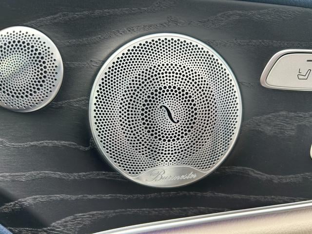 Ｅクラス Ｅ２００　クーペ　スポーツ　Ｂｕｒｍｅｓｔｅｒ／ＳＲ／レザーシート／シートヒーター／純正ナビＴＶ／ＢＴ／ＵＳＢ／３６０°カメラ／電動リアゲート／ＡＣＣ／ＢＳＭ／ＬＫＡ／ＨＵＤ／純正１９インチＡＷ（17枚目）