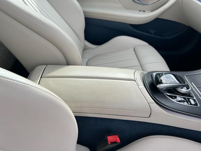Ｅクラス Ｅ２００　クーペ　スポーツ　Ｂｕｒｍｅｓｔｅｒ／ＳＲ／レザーシート／シートヒーター／純正ナビＴＶ／ＢＴ／ＵＳＢ／３６０°カメラ／電動リアゲート／ＡＣＣ／ＢＳＭ／ＬＫＡ／ＨＵＤ／純正１９インチＡＷ（35枚目）