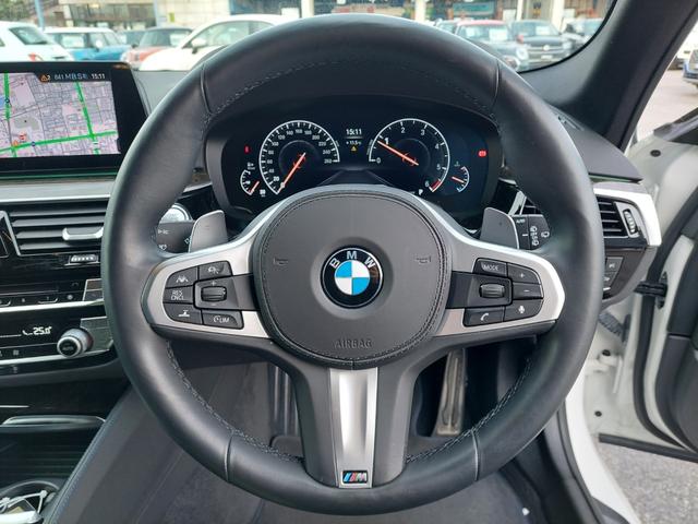 ５シリーズ ５２３ｄツーリング　Ｍスポーツ　ハイラインＰＫＧ　アドバンスドアクティブセーフティＰＫＧ　ハイラインＰＫＧ　ワンオーナー３６０°カメラ　　パワーバックドア　レーダークルーズコントロール　純正ドライブレコーダー前後（14枚目）