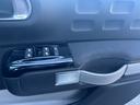 LIBERALAでは多種多様の車種をご用意させていただいております。お客様がご納得いくまで、そのお車の持つ特性を五感すべてで感じ取っていただける場をご提供します。