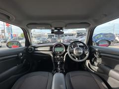 一定の条件の元、納車後３０日以内であれば返品も可能にしております。 6