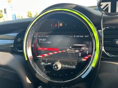 �̣ɣ£ţң��̣��ϡ�͢�������Ӥο����ʥ����������Ƥ��륤��ݡ��ȡ����쥯�ȡ��֥��ɤǤ��������ʡ��ͤȤʤ���������ޤ���ľ�ܴ����봶�������ˤ��������ɤΰ���Ȥνв񤤤򥳡��ǥ��͡��Ȥ������ޤ��� 3