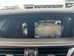 ＬＩＢＥＲＡＬＡは複数のメーカーのお車をワンストップで乗り比べしていただける唯一の輸入車ブランド店舗です。お気軽にお立ち寄りいただき心ゆくまでその性能をご堪能してください。 5