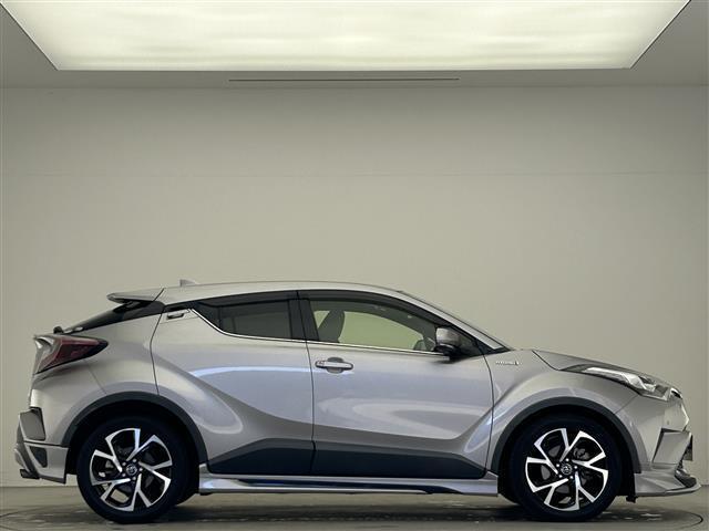 Ｃ－ＨＲ Ｇ　モデリスタエアロ／黒本革シート／９型ナビ／バックカメラ／シートヒーター／熱線入りフロントガラス／ＥＴＣ２．０／前後ドラレコ／ブラインドスポットモニター／衝突被害軽減ブレーキ／追従機能付クルコン（34枚目）