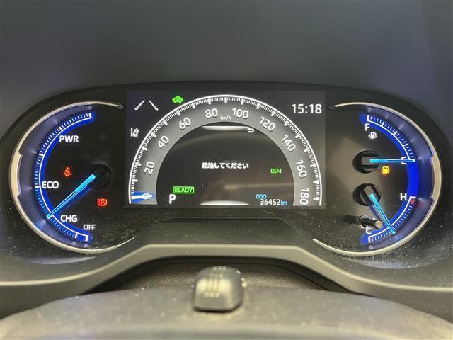 ＲＡＶ４ ハイブリッドＧ　純正９型ナビ／バックカメラ／ＡＣ１００電源／ＥＴＣ２．０／パワーバックドア／シートヒーター／ステアリングヒーター／パワーシート／ＢＳＭ／ＬＥＤヘッドライト／衝突軽減ブレーキ／レーダークルーズＣ（13枚目）